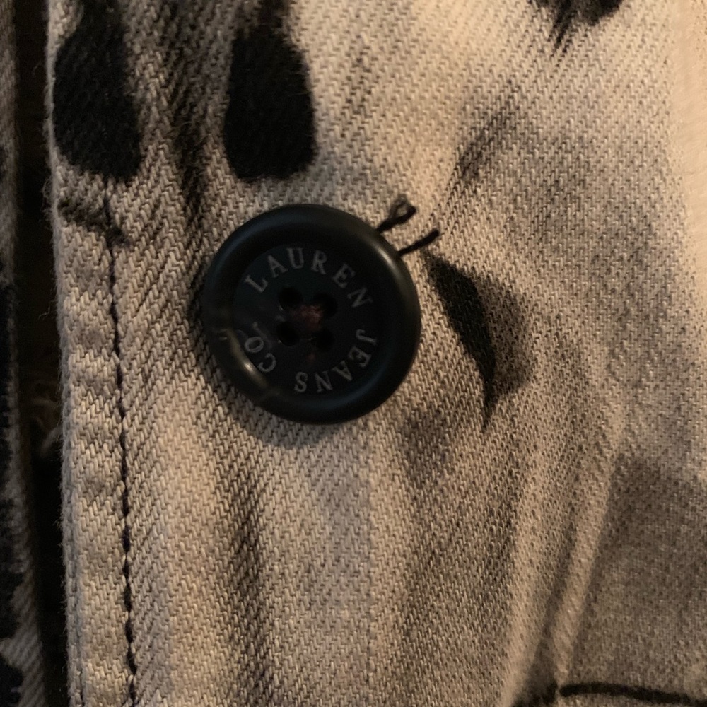 Blazer - Picture 6 of 8